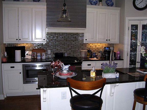 5th image of 5807 W Villas Ct