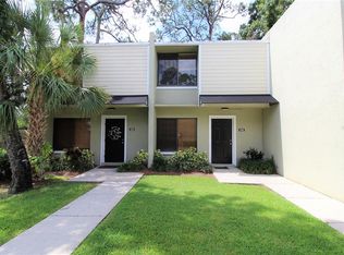 4917 25th St W APT 102, Bradenton, FL 34207