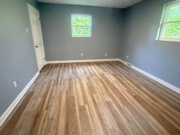 921 Brown School Rd — Photo 21