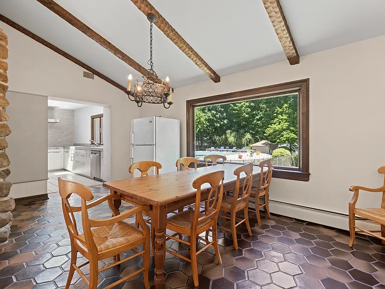 8 Crosby Ln — Photo 21