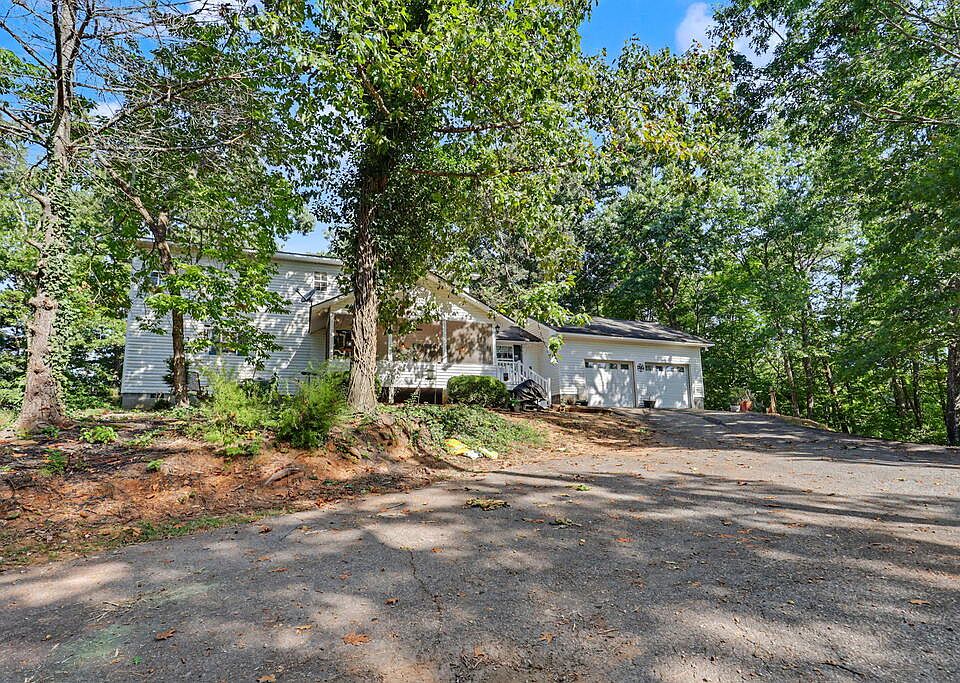 1st image of 670 Long Branch Rd