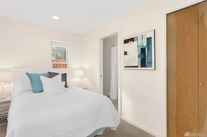 3819 S Angeline St — Photo 16