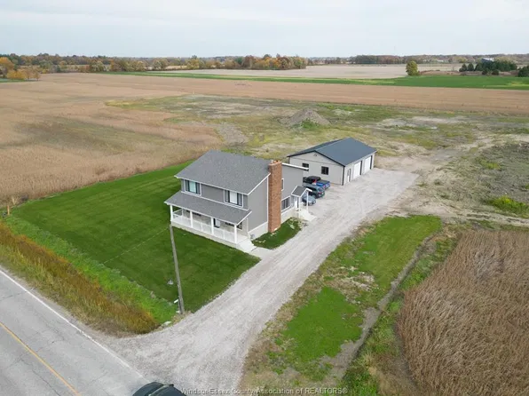 9240 Broderick Rd, Lasalle, ON N9H 0G9