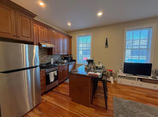 122 Inman St, Cambridge, MA 02139