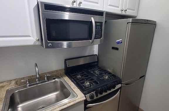 4th image of 118-65 Metropolitan Ave #6Z