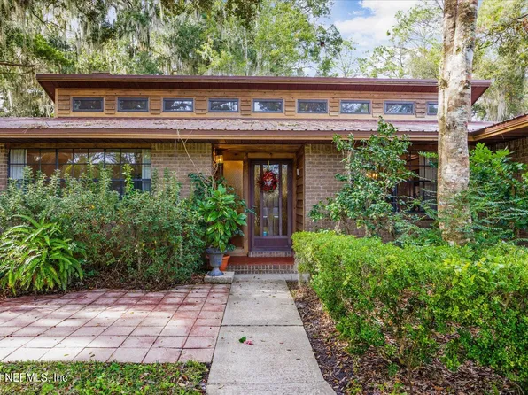 195 HORSEMAN CLUB Road, Palatka, FL 32177