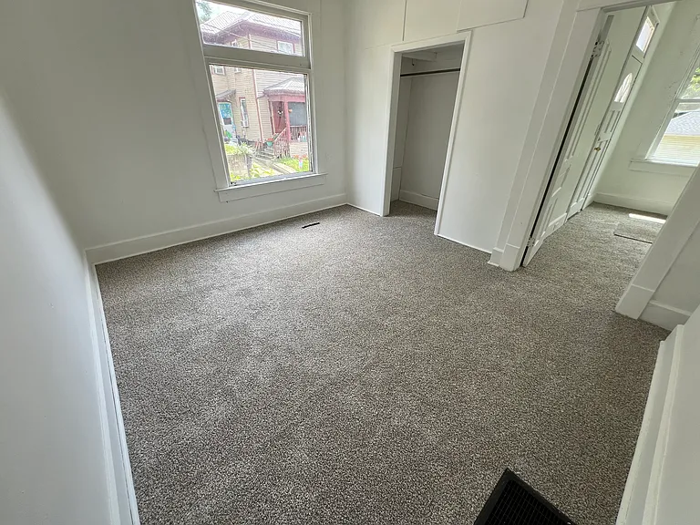 141 Beulah Ave — Photo 6