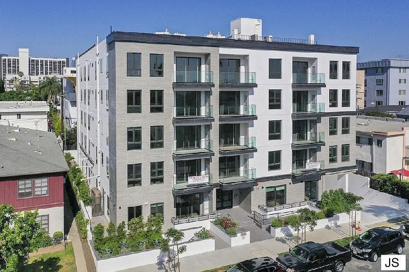 1st image of 1115 Cardiff Ave #203