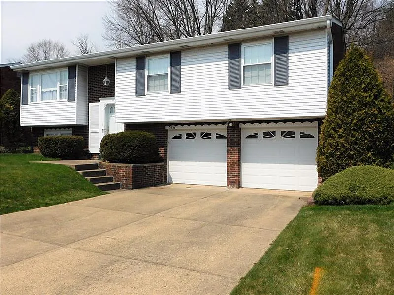 316 Golden Gate Dr photo 1