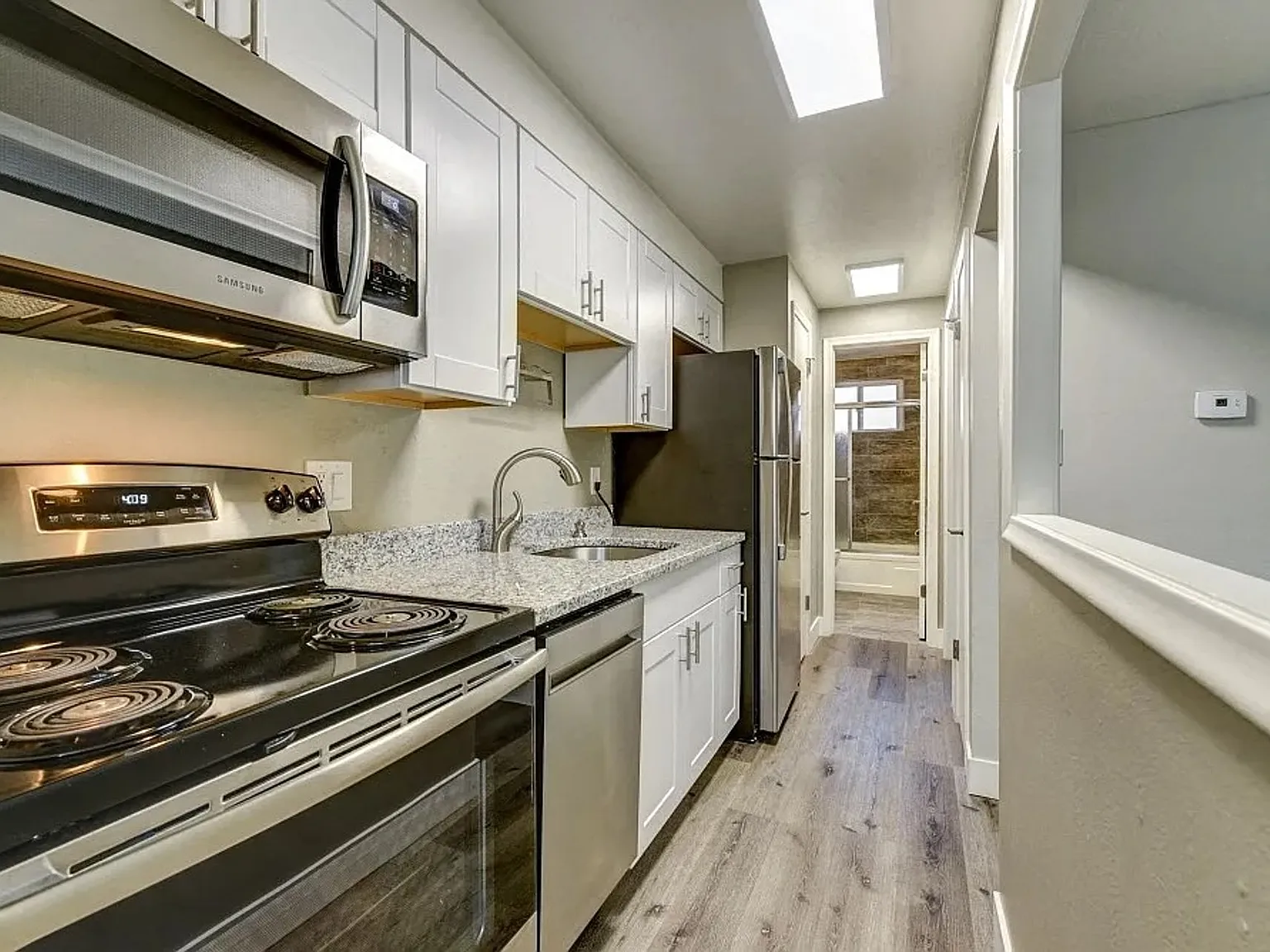 Columbine Street Apartments — Photo 1
