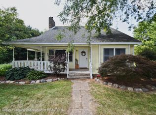 2028 E Dexter Trl, Dansville, MI 48819