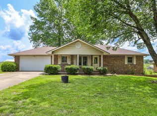 316 N McColm Ave, Bolivar, MO 65613