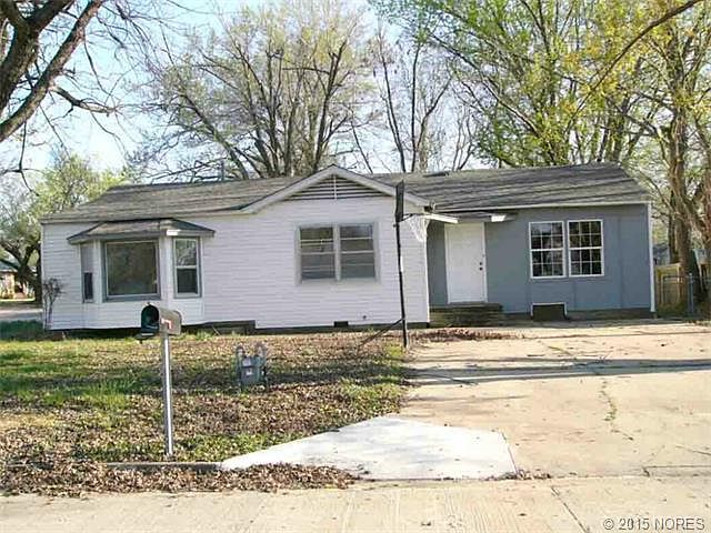 1st image of 317 E Falletti Ave