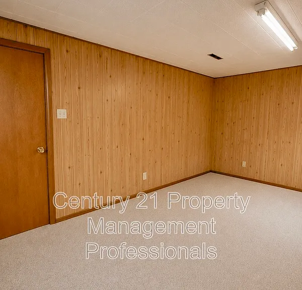 9503 Sherridon Dr — Photo 16