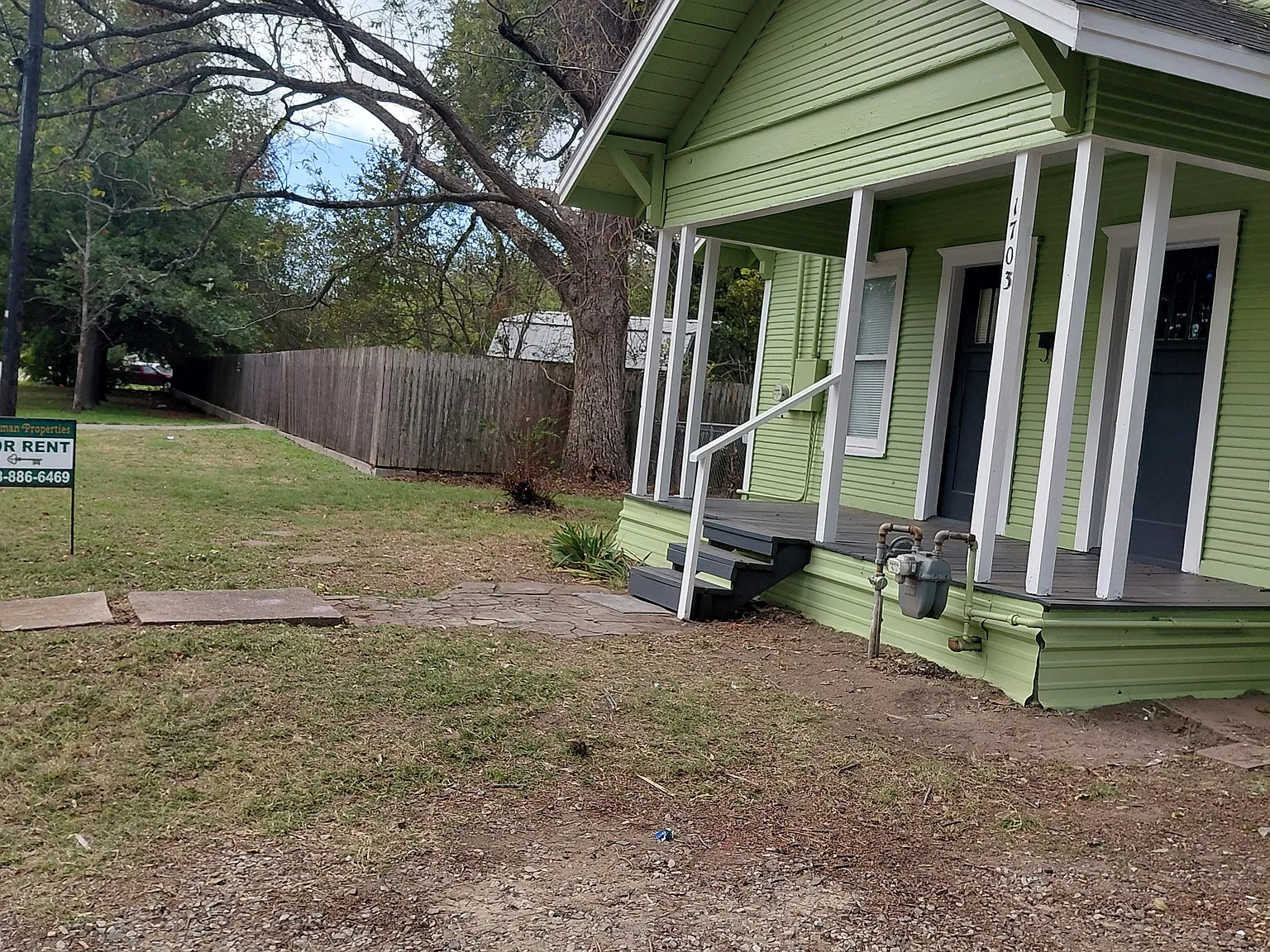 3 bed, 1400 sqft, $1,250 — Photo 2