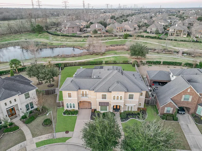 5226 Limestone Hill Ln — Photo 2
