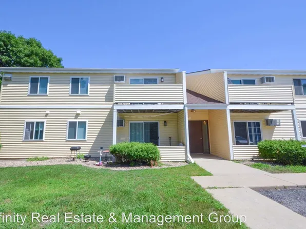 2220 Valleyhigh Dr NW #E206, Rochester, MN 55901