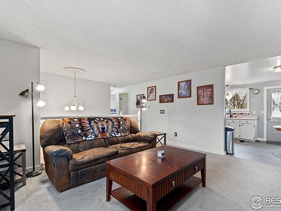 4th image of 4290 Woodglen Blvd