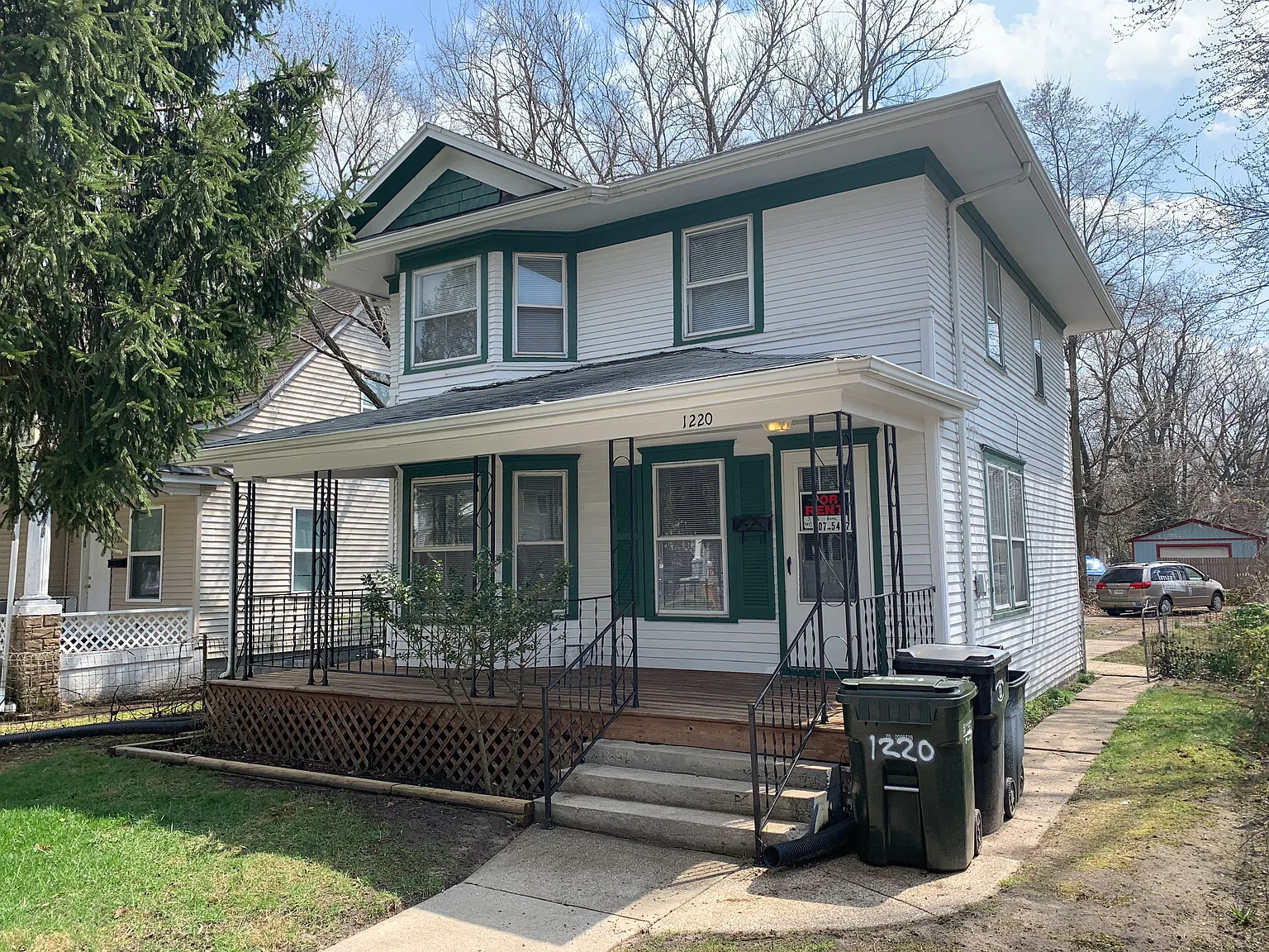 1220 Cedar St — Photo 1