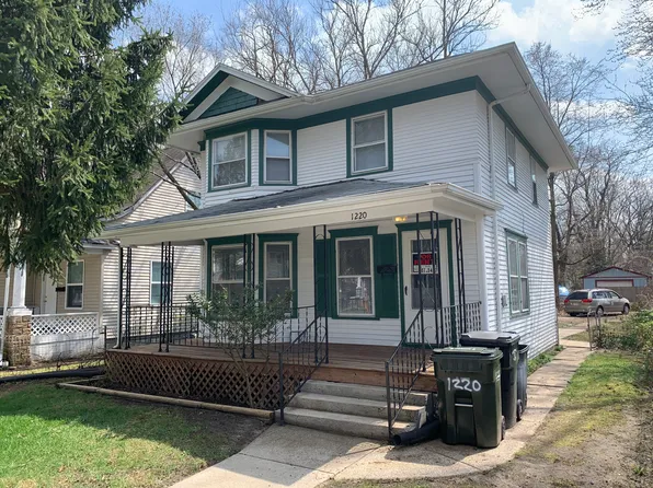 1220 Cedar St, South Bend, IN 46617
