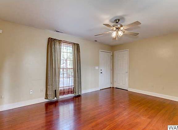 4th image of 27 Oakwood St