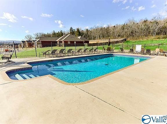 5th image of 2110 SW South Meadows Dr