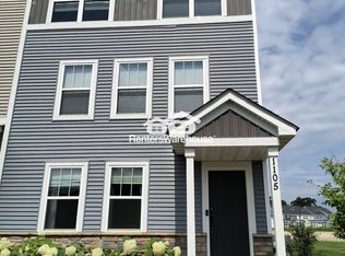 1105 Farrier Rd, Shakopee, MN 55379