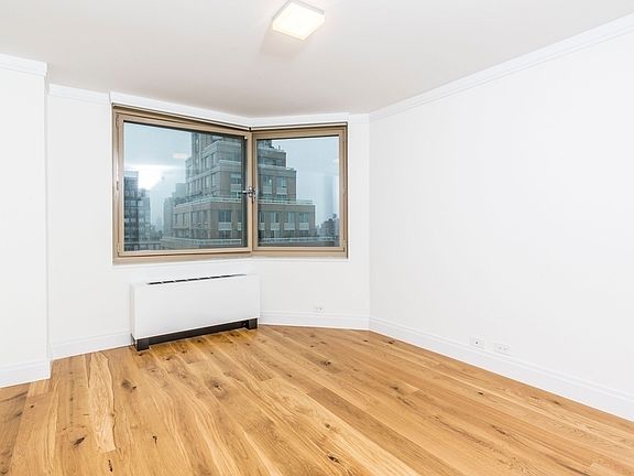 5th image of 201 E 86th St APT 20B