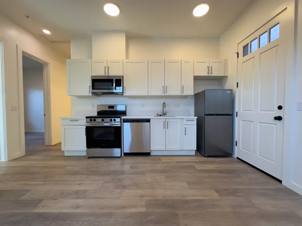 210 S Voluntario St, Santa Barbara, CA