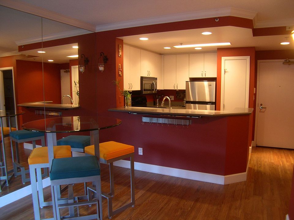 1st image of 240 Lombard St APT 426