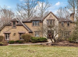161 Lake Bluff Dr, Columbus, OH 43235
