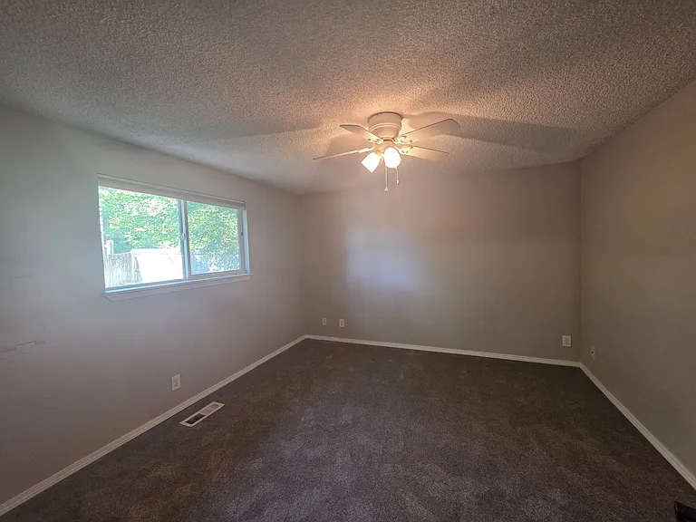 7113 W Arrowhead Ave — Photo 13