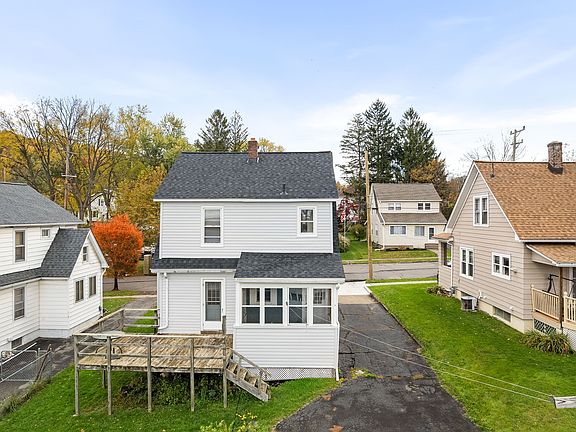 3rd image of 3 Grandview Ave