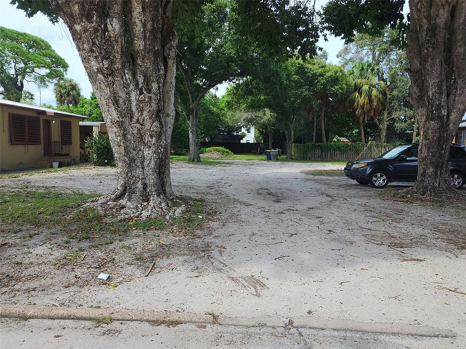 2nd image of 1208 Citrus Avenue