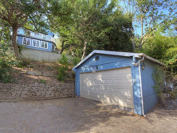 3rd image of 678 Alta Vista Dr