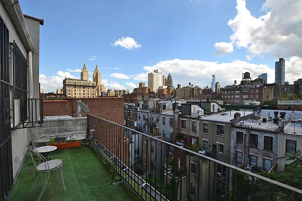 Rented by City Stop Realty | media 24