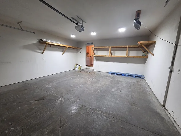 334 Autumn Ln — Photo 33