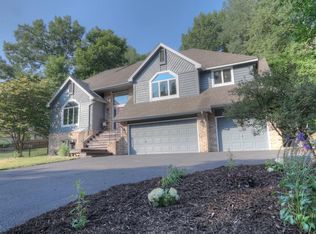6222 Mallory Ln, Eden Prairie, MN 55346