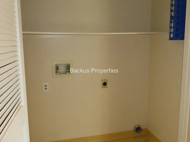 530 Pheasant Ridge Rd — Photo 16