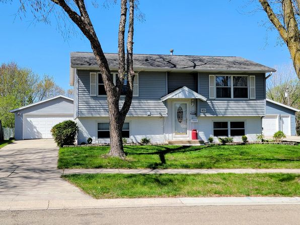 935 21st St SE, Rochester, MN 55904