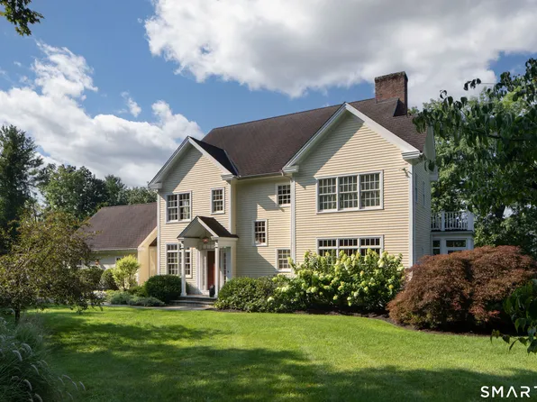 63 Belden St, Falls Village, CT 06031