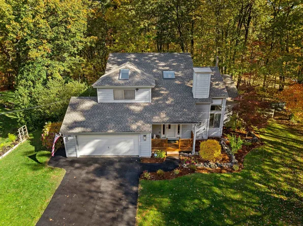 26 Colony Brook Lane, Derry, NH 03038