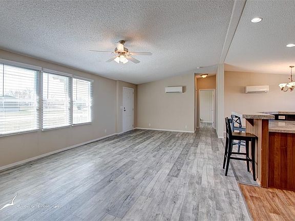 4th image of 132 Flamingo Dr