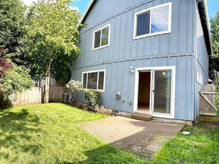 4047 Thoroughbred Ave SE — Photo 19