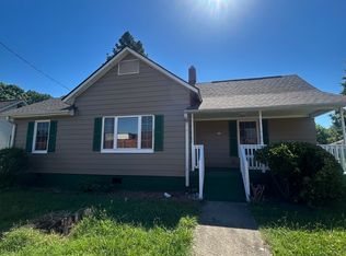 24 Selma Dr, Mooresville, NC 28115