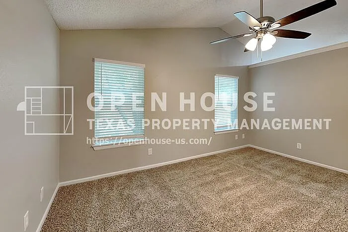3512 Riverview Dr — Photo 9