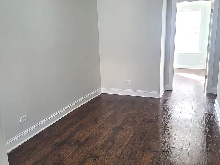 4876 W Armitage Ave — Photo 4