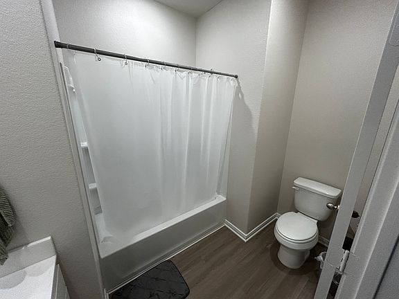 3rd image of 436 Beechwood Hacienda Dr