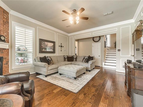 5th image of 3800 Blue Forest Dr
