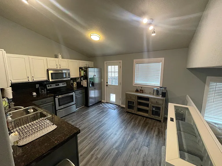 13858 Harrison St — Photo 4